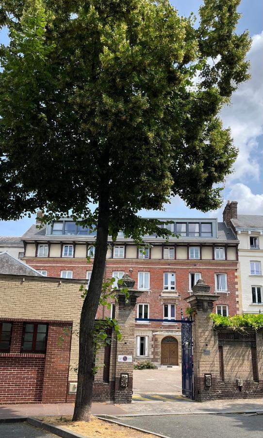Le Flaubert, Appartement Et Parking En Centre Ville Rouen Kültér fotó
